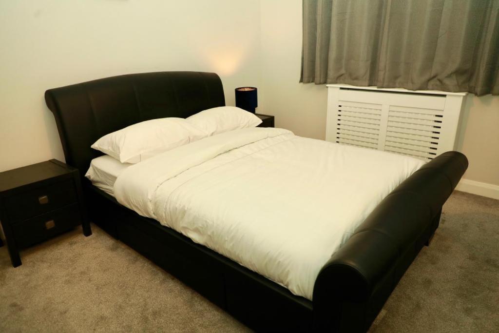 Lovely 2- Bedroom Apartment In Belfast Dış mekan fotoğraf