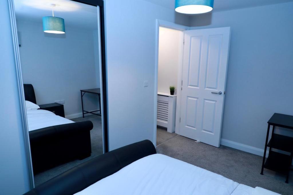 Lovely 2- Bedroom Apartment In Belfast Dış mekan fotoğraf