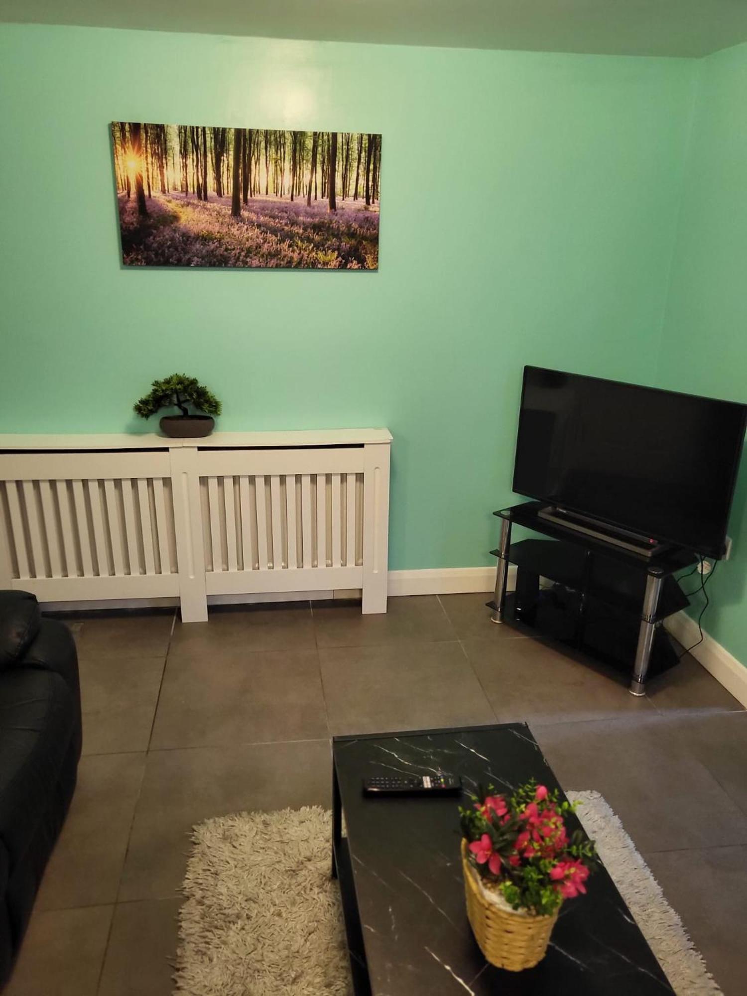 Lovely 2- Bedroom Apartment In Belfast Dış mekan fotoğraf