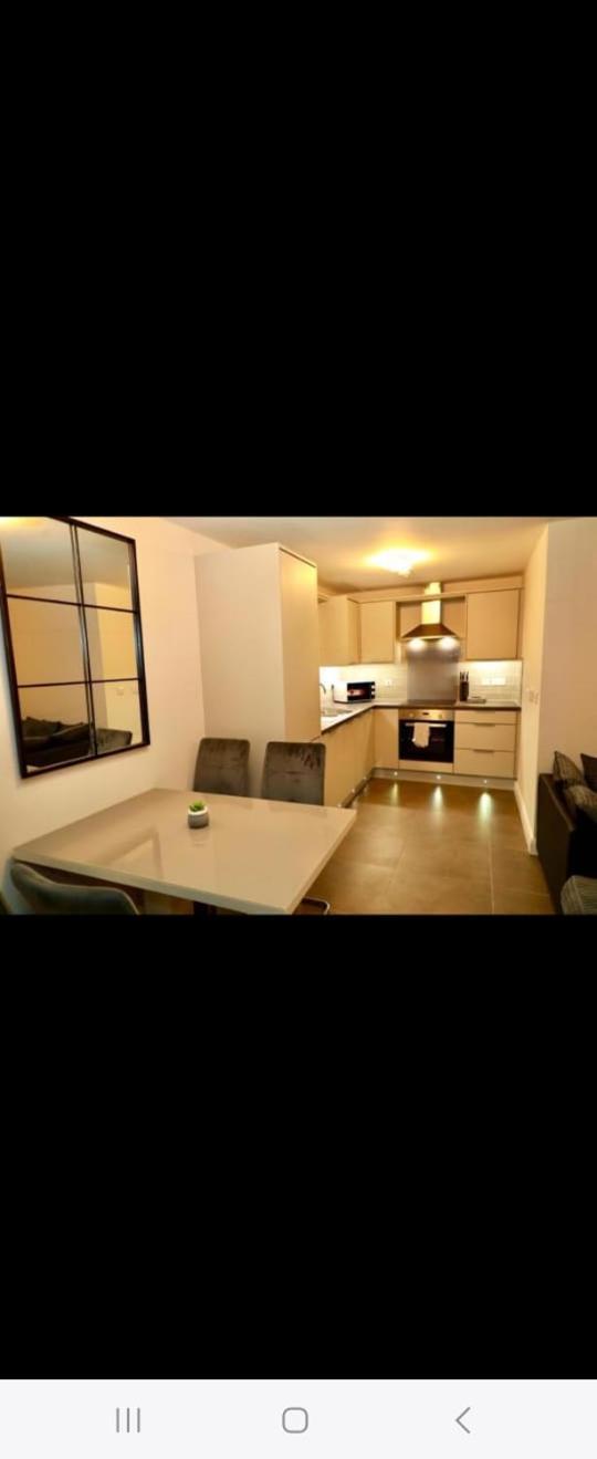 Lovely 2- Bedroom Apartment In Belfast Dış mekan fotoğraf